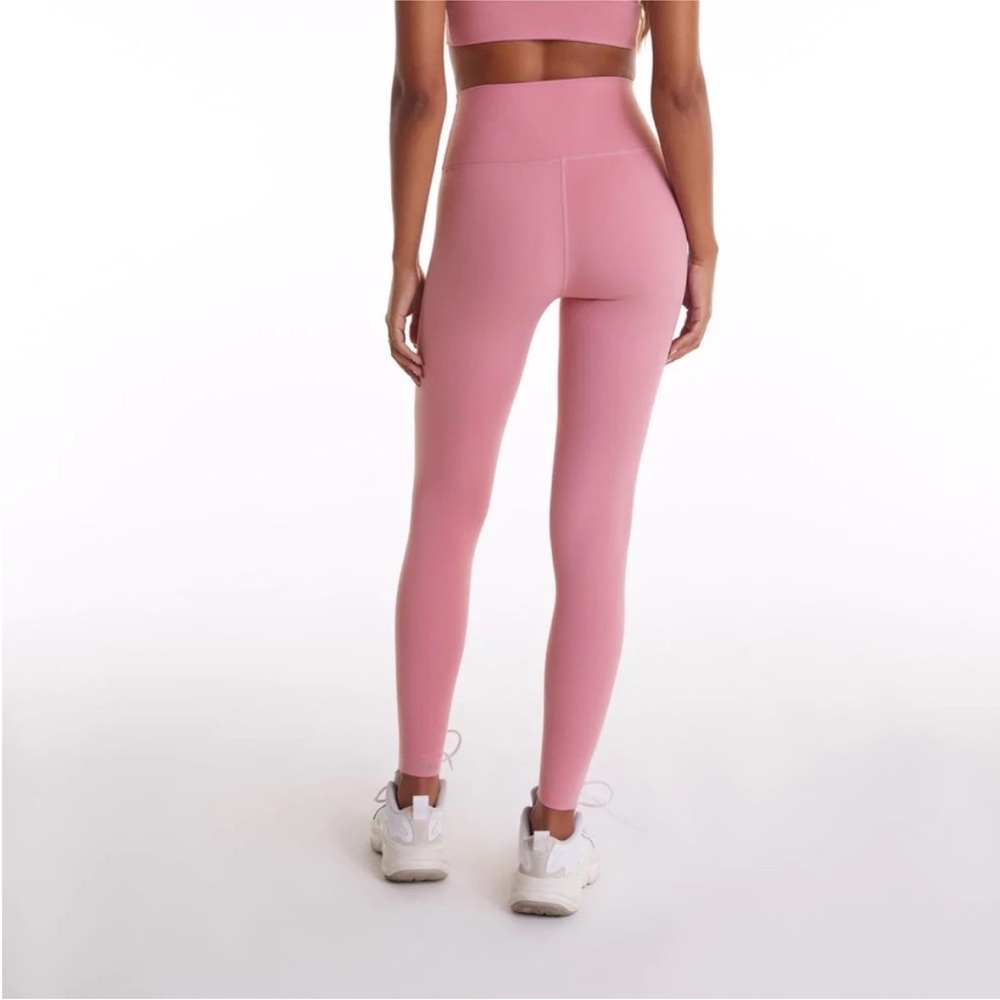 Set Active Luxform Gloss Bra (S) + Leggings (M)+ Biker Shorts (M) Bundle